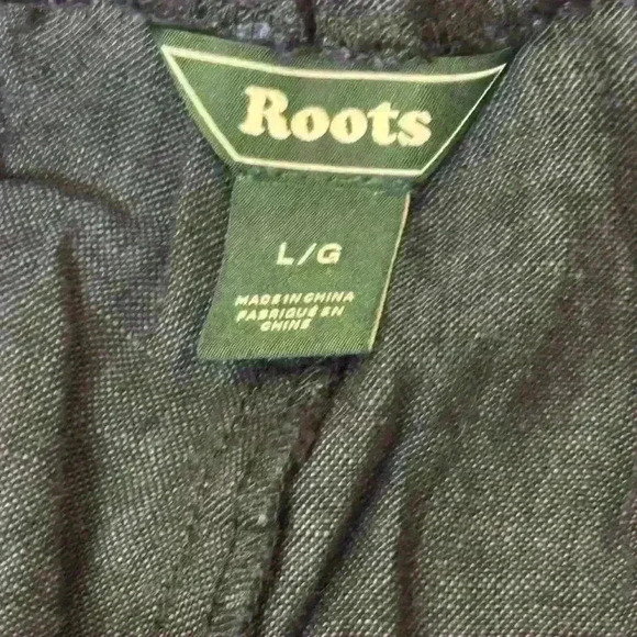 Roots 100% Linen Women’s Navy Blue Comfortable Breathable Shorts size Large - Picture 6 of 8